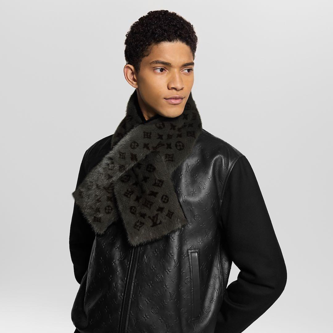 美品　ルイヴィトン　モノグラムリバース　ミンクスカーフLV MINK FUR