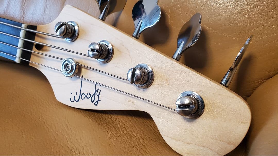 woofy basses Woo4 プレベ