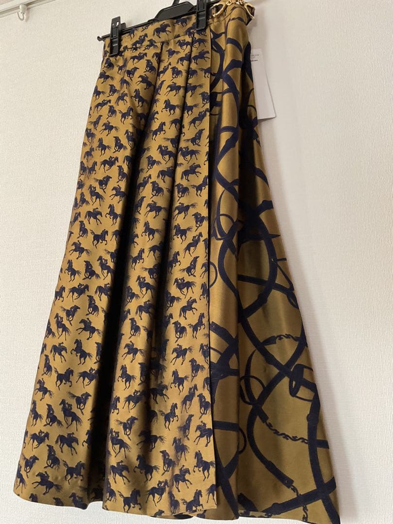⭐︎未使用品・タグ付き⭐︎ホースJQタックスカート
