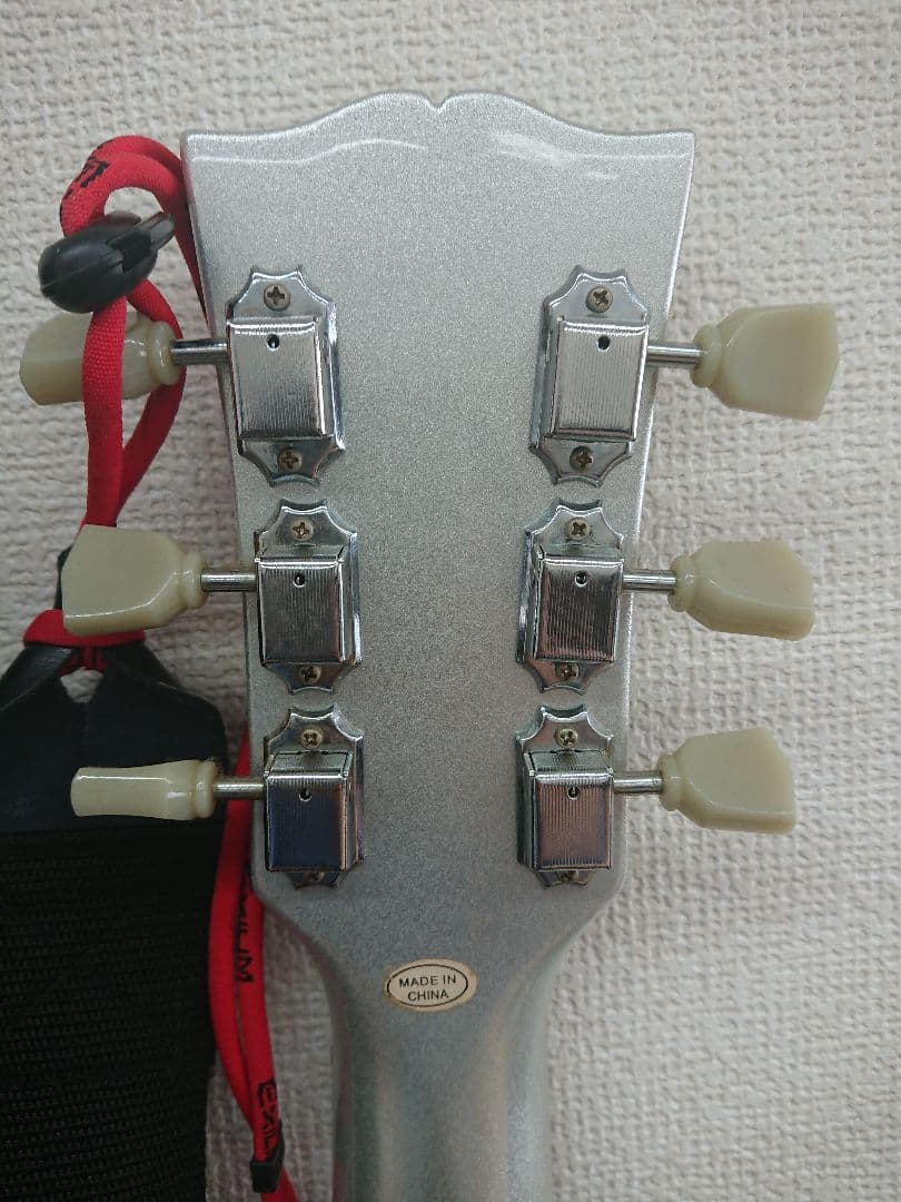 TH レスポールタイプ Photogenic エレキギター シルバー ケース付き