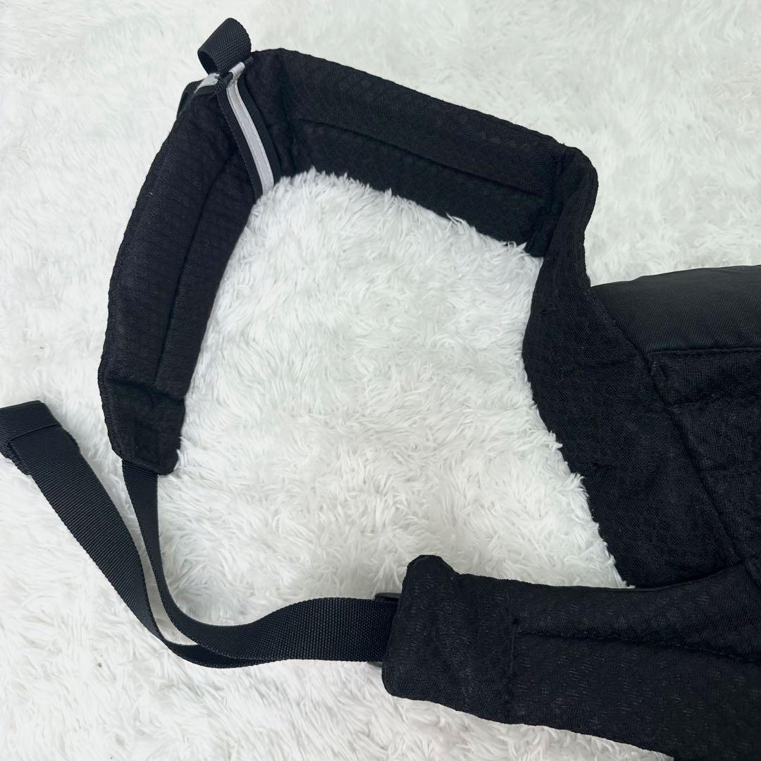 ✨極美品✨Ergobaby オムニブリーズ 抱っこ紐 黒 メッシュ 箱付き