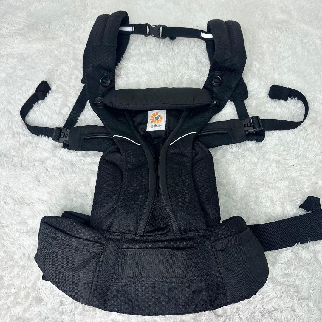 ✨極美品✨Ergobaby オムニブリーズ 抱っこ紐 黒 メッシュ 箱付き