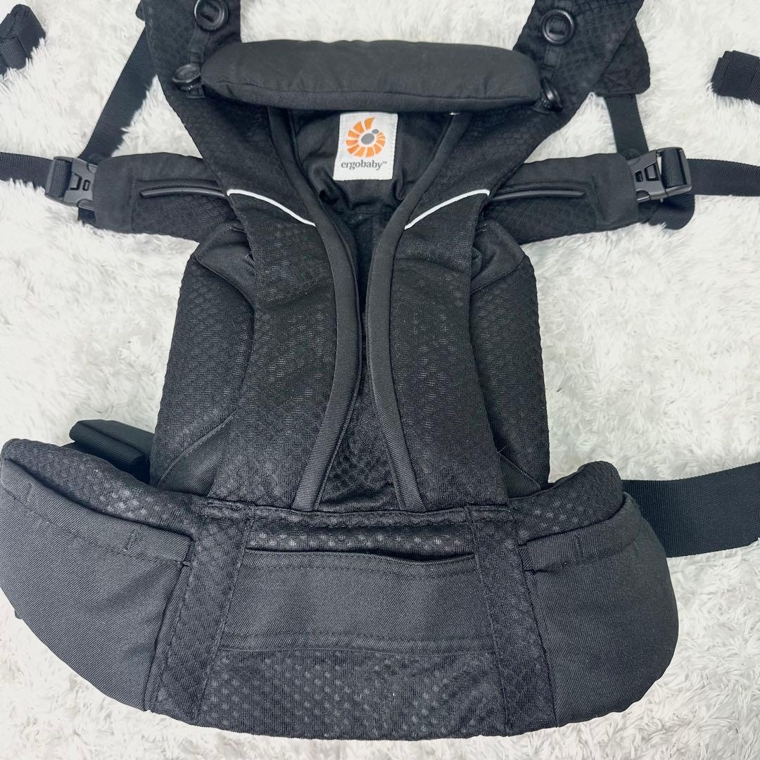 ✨極美品✨Ergobaby オムニブリーズ 抱っこ紐 黒 メッシュ 箱付き