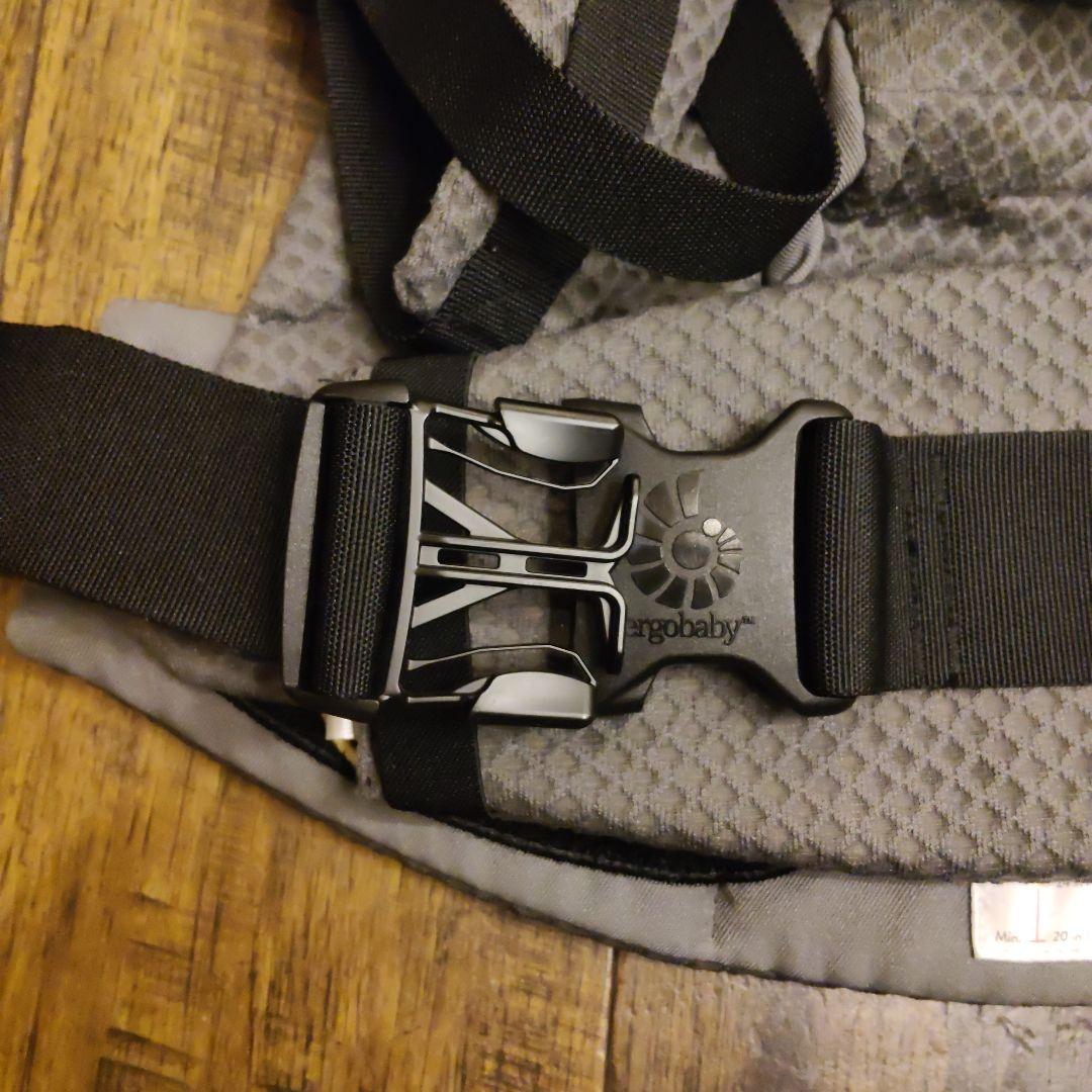 【美品】エルゴベビーアダプトソフトフレックスメッシュErgobaby 抱っこ紐