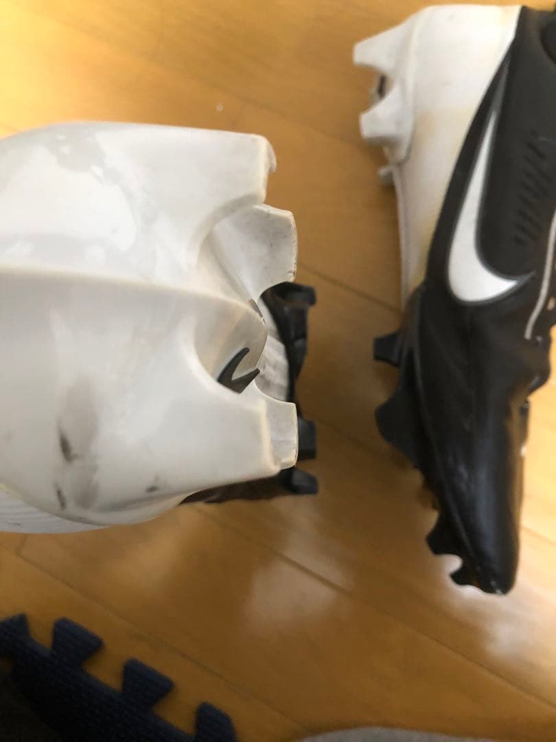 アメリカンフットボール　スパイク NIKE ヴェイパー　27.5 黒
