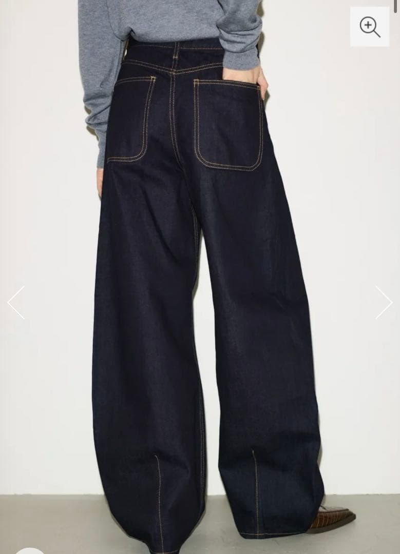 完売アイテムTHROWJ／W CURVE TUCKED パンツ