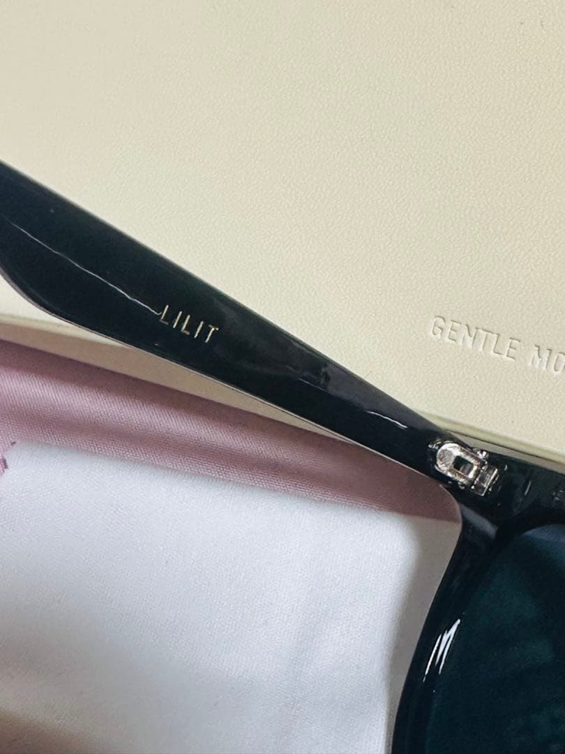 GENTLE MONSTER LILIT 01 ブラック サングラス