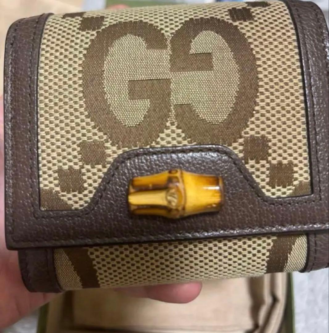 本日限定価格　最安値　ノベルティ付き　Gucci ジャンボGG 折り財布　大容量