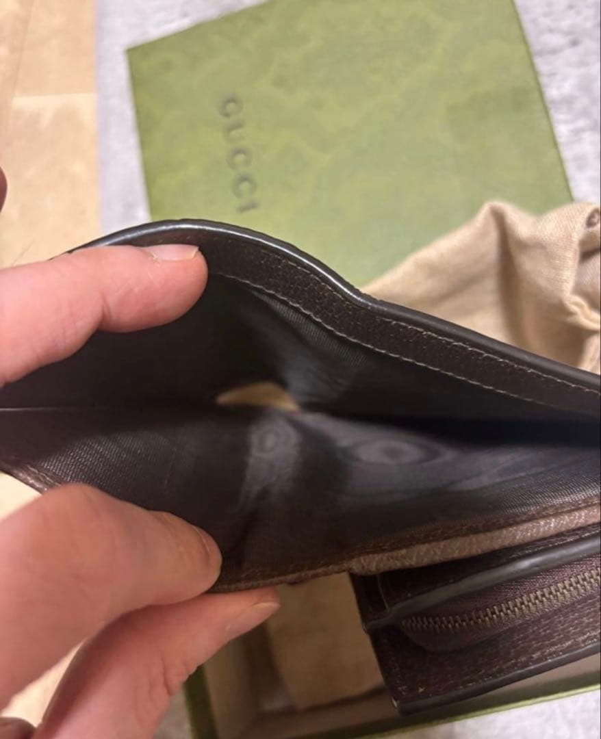 本日限定価格　最安値　ノベルティ付き　Gucci ジャンボGG 折り財布　大容量