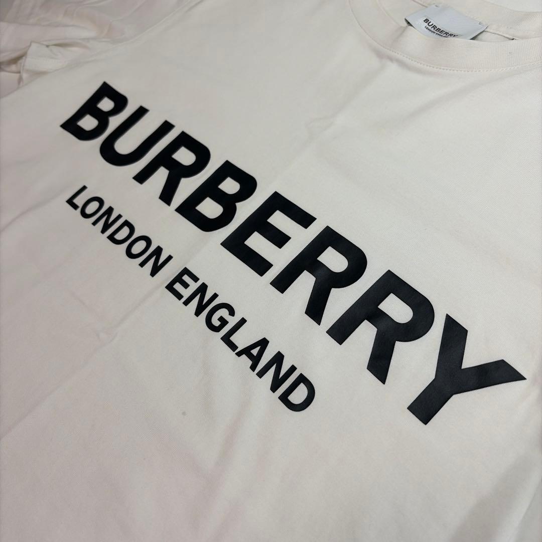 美品⭐︎BURBERRY バーバリー　レディース半袖Tシャツ　白　サイズS