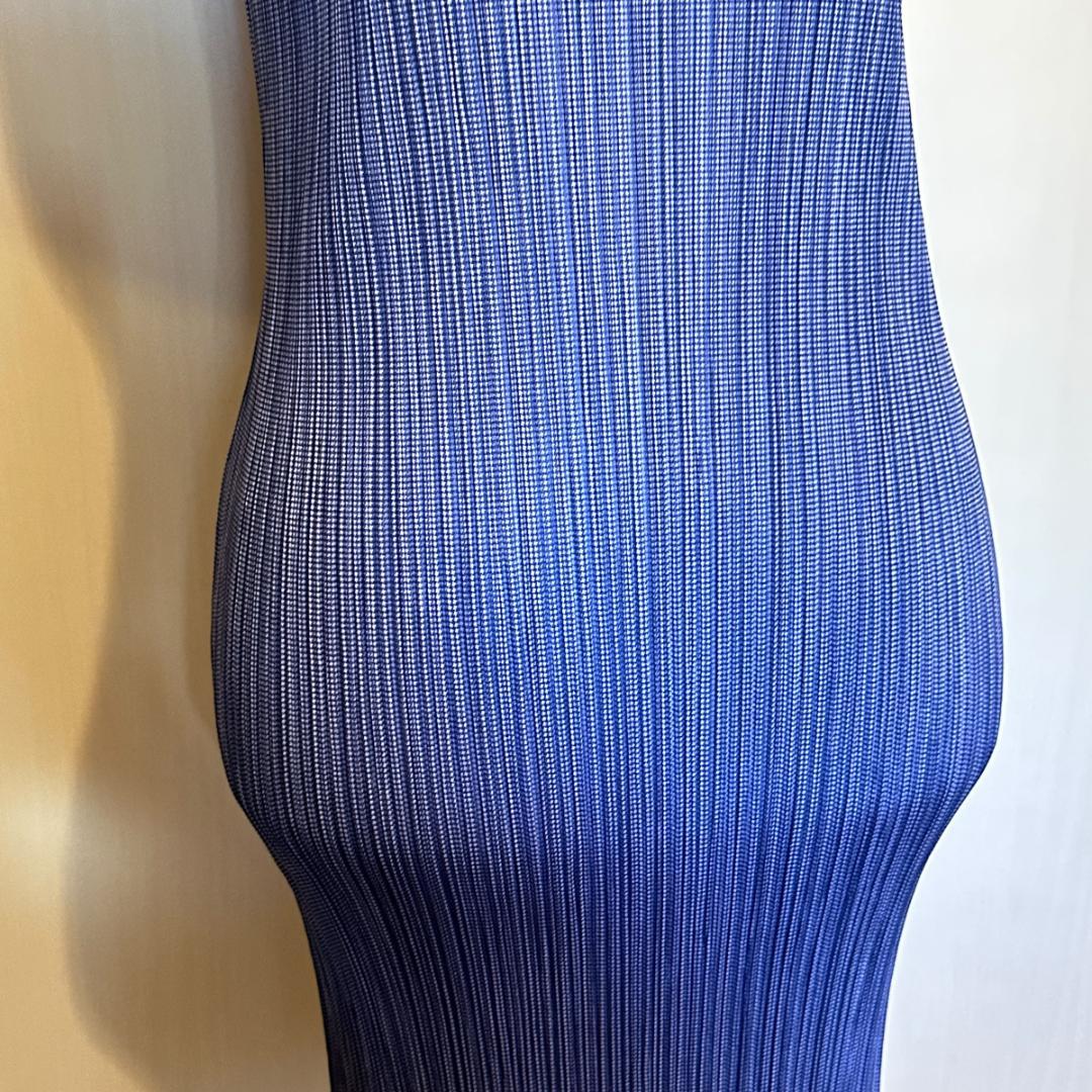 【美品】【ISSEY MIYAKE】プリーツプリーズ　サイズ3 / ak467