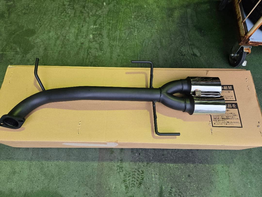 未使用品　Y33 用　アルファプロジェクト テールマフラー