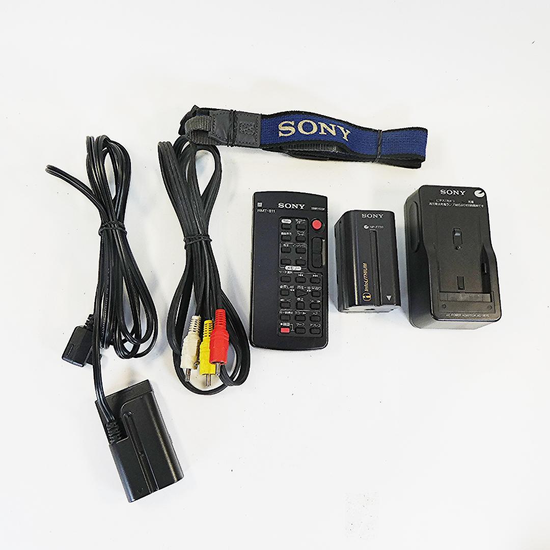 ソニー DCR-TRV7 【動作良好】MiniDV ビデオカメラ　ダビングに最適
