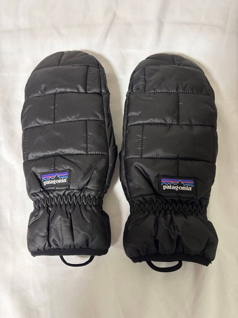 希少 美品 Patagonia ナノパフ ミット 22425 BLK サイズM
