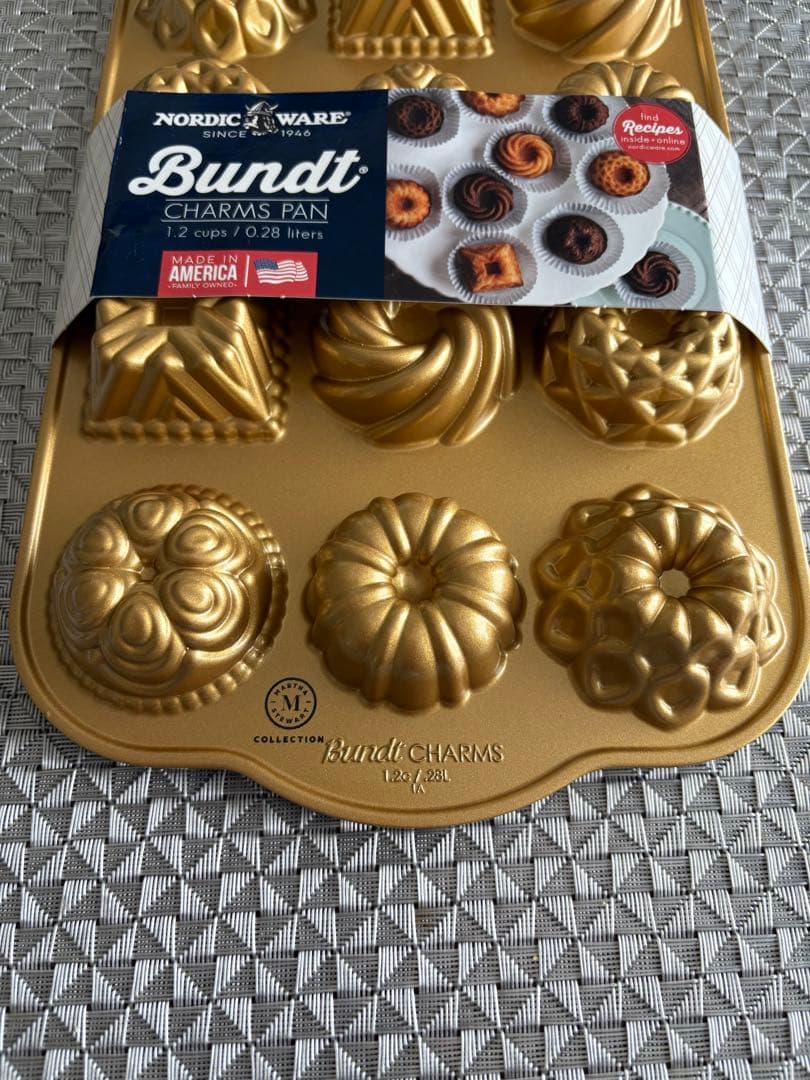 Nordic Ware Bundt Charms Pan ノルディックウエア