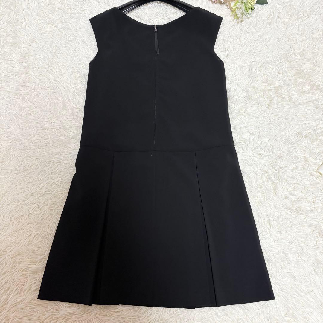 【未使用級】フォクシー　ワンピース　ストレッチ　タック　手洗い可　ブラック　38