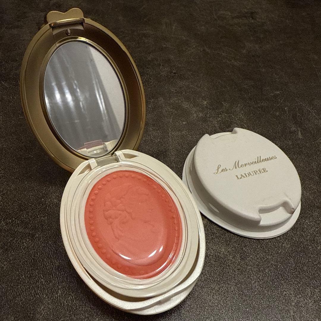 Les Merveilleuses LADURÉE チークセット