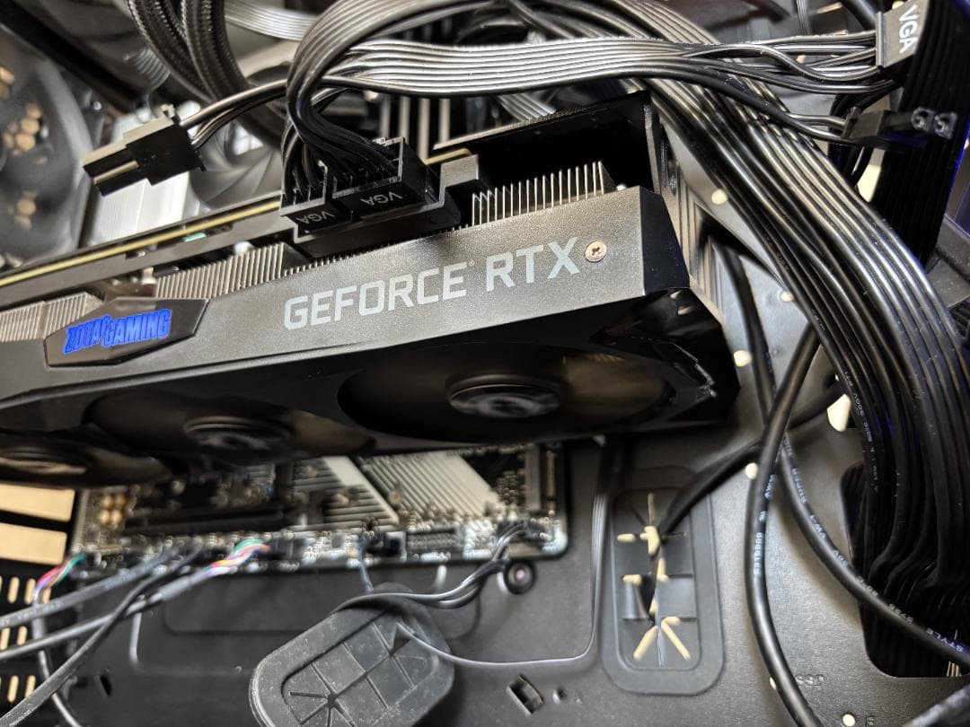 グラフィックボード・グラボ・ビデオカード ZOTAC GAMING GeForce RTX 2060 SUPER AMP