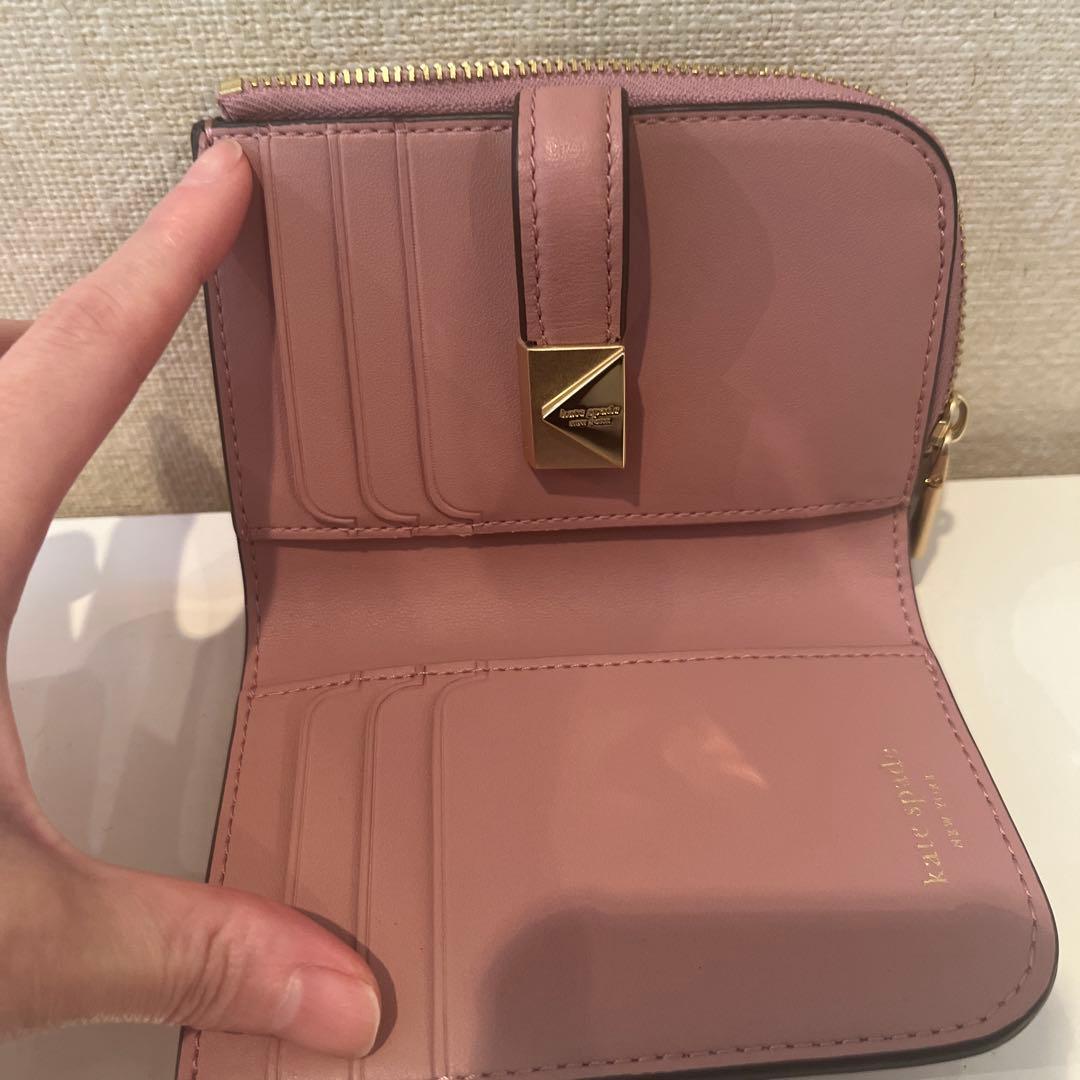 kate spade 二つ折り財布 値下げしました、ご購入よろしくお願いします！