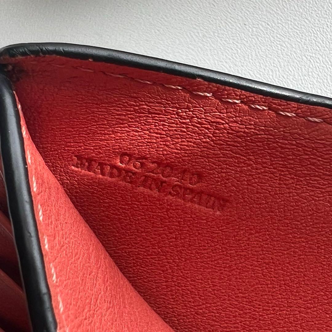 118 美品 LOEWE ロエベ 2つ折り財布