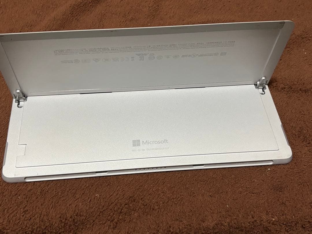 Microsoft Surface Go3本体 + キーボード+保護カバー 3点