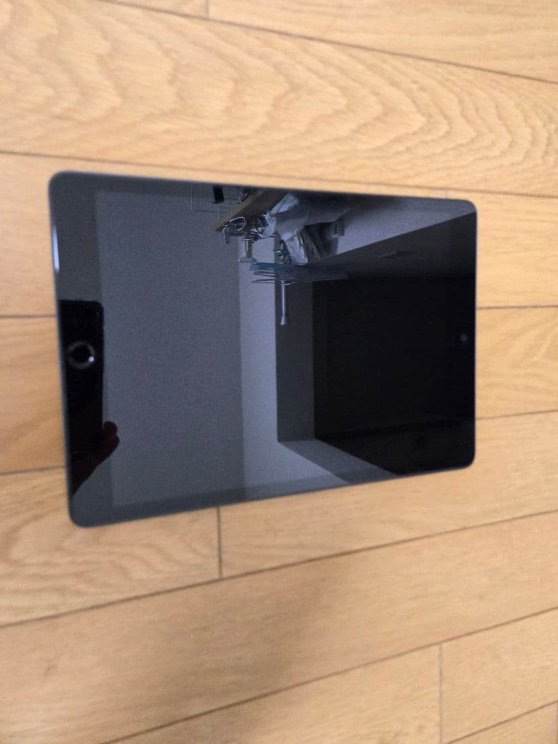 【極美品】iPad第8世代 128GB スペースグレイ MYLD2J/A 本体