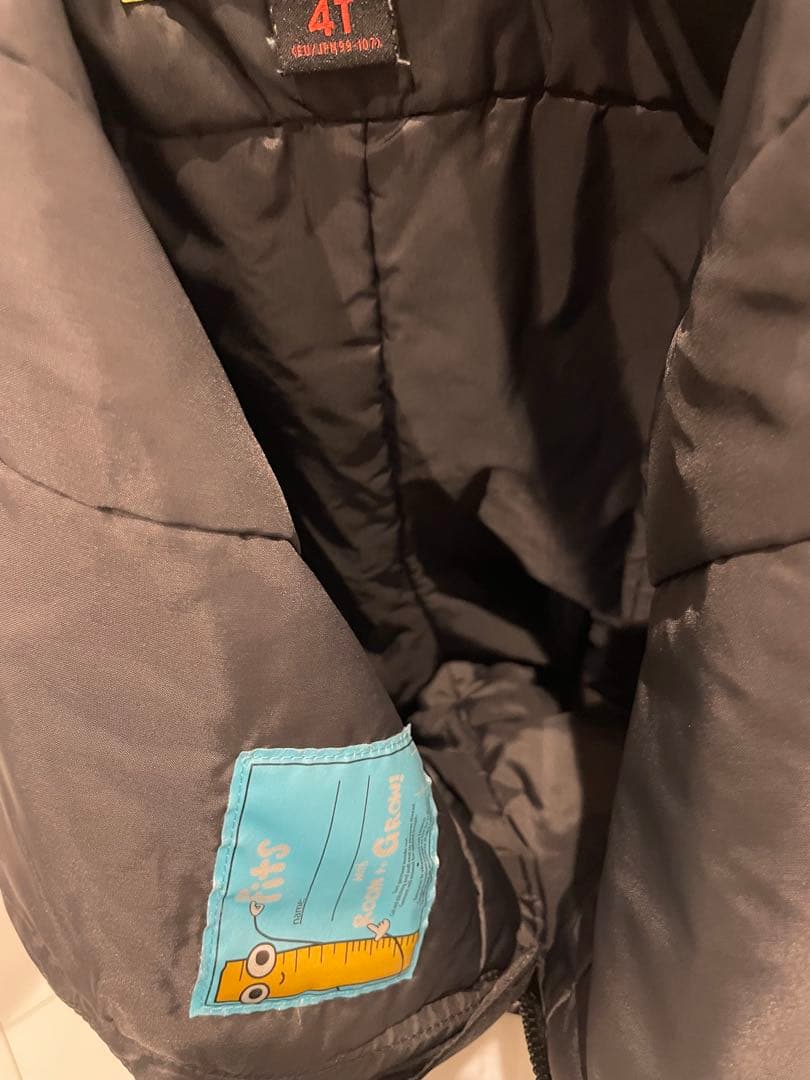 【極美品】Burton スノーボードウェア キッズ　4T ビブパンツ　ブラック