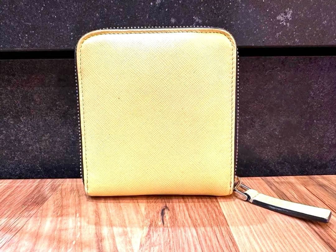 【3月31日まで限定値下げ】MARNI 二つ折り財布 イエロー