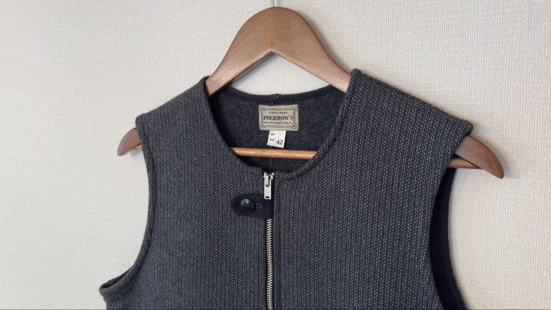 PHERROW'S ベスト size42