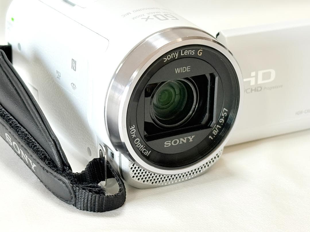 【ほぼ新品】 ソニー SONY HANDYCAM HDR-CX680　ホワイト