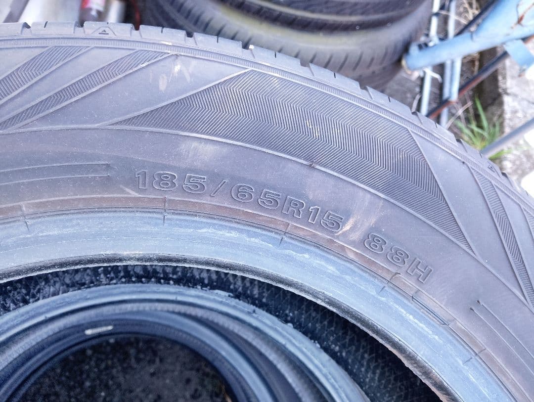 バリ山185／65R15　4本