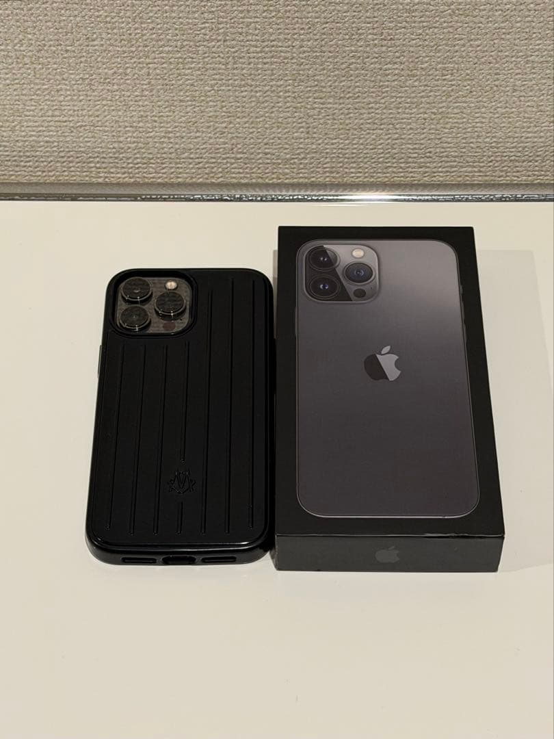 iPhone 13promax 256gb グラファイト ブラック rimowa
