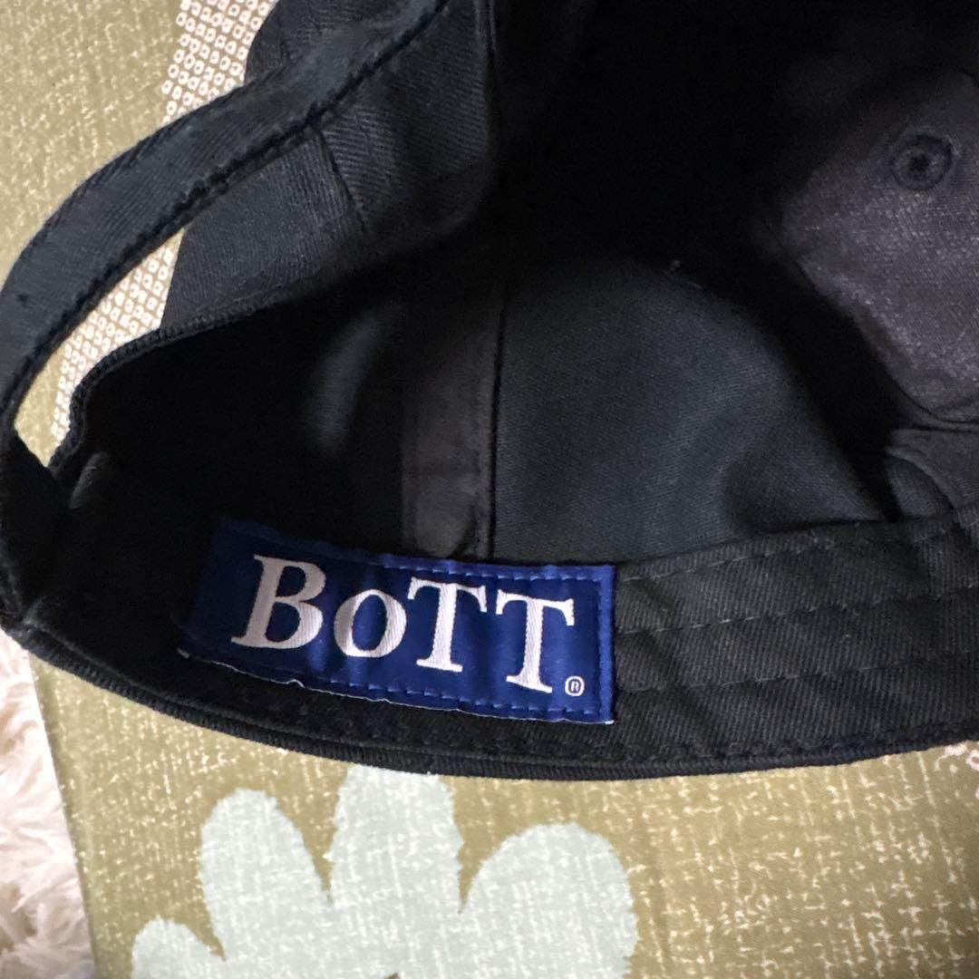 BOTT 刺繍ロゴ 黒キャップ