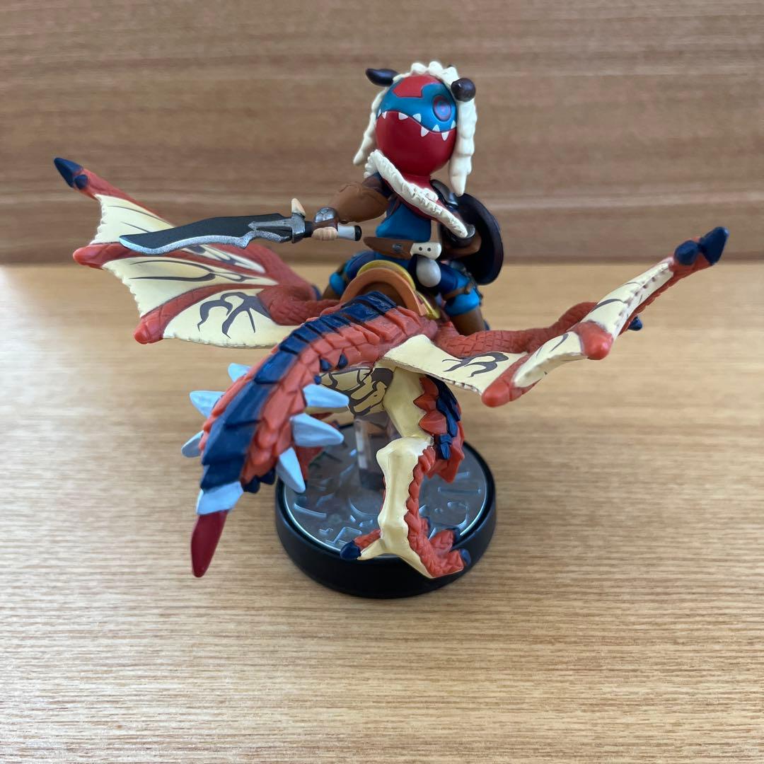 モンスターハンターストーリーズ とamiibo ライダー＆リオレウスセット