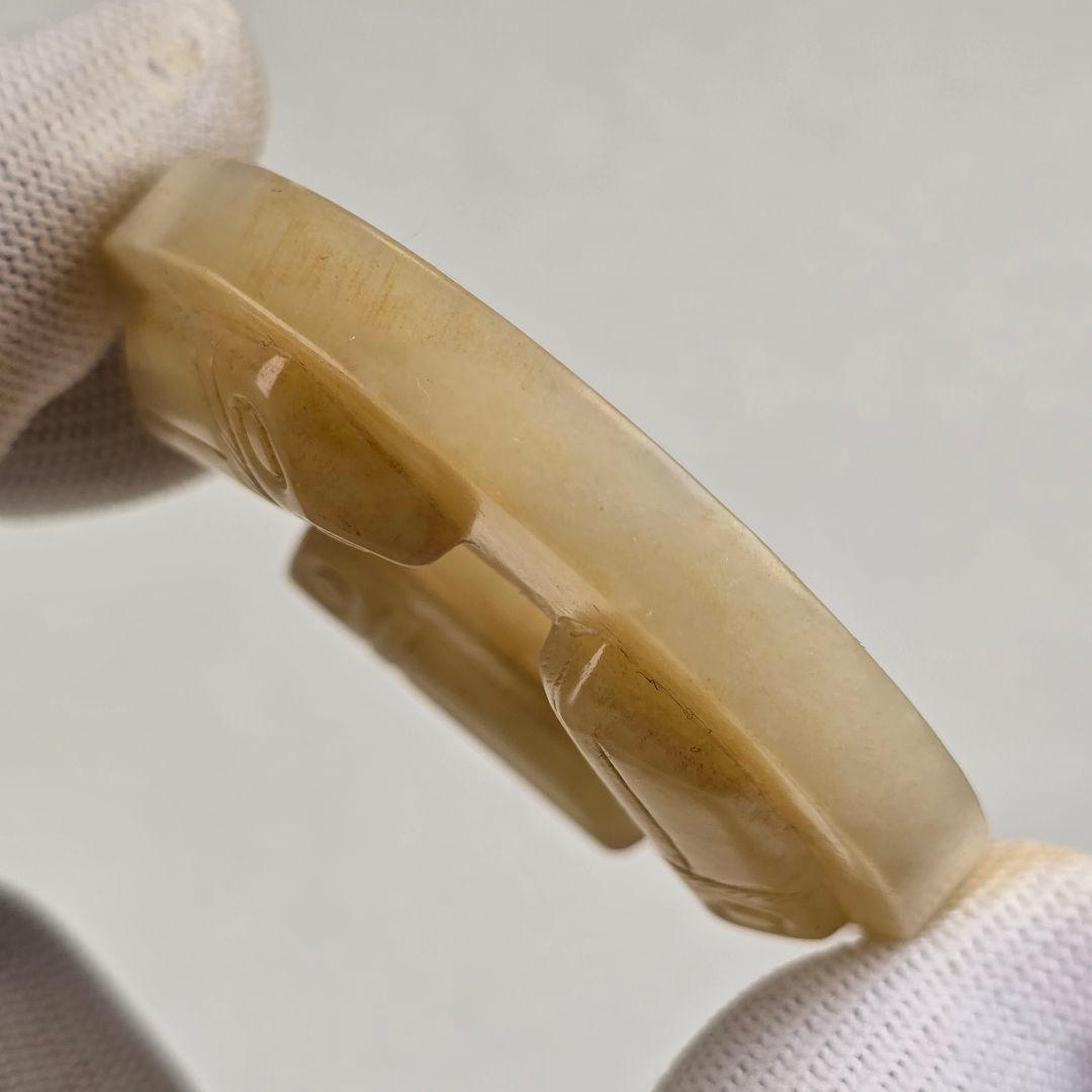 貴重 本物和田白玉 高浮彫り 漢八刀 セミ紋 玉璧 玉環 根付 玉佩 美品
