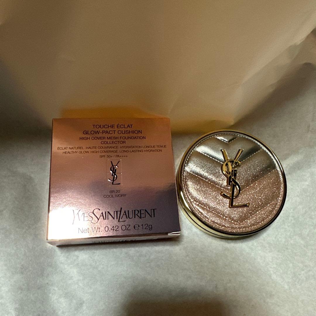 YSL イヴ・サンローラン ラディアントタッチグロウパクト BR20