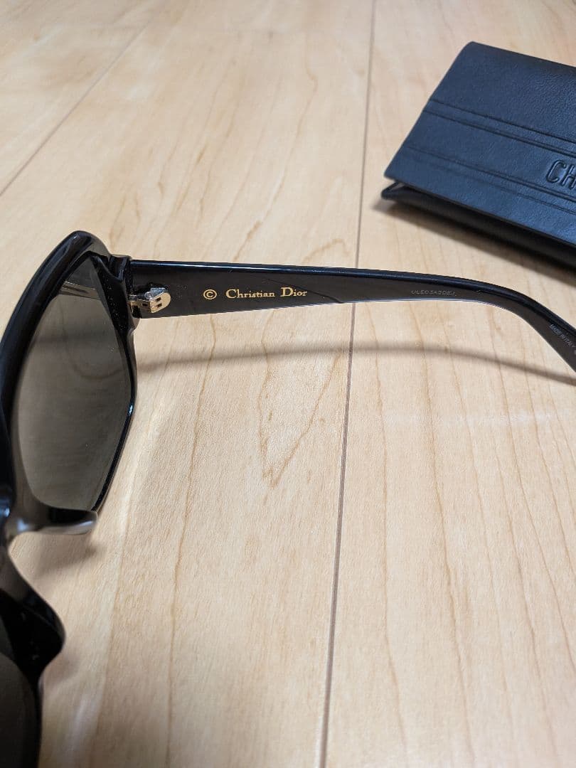 クリスチャンディオール Christian Dior ブラックサングラス