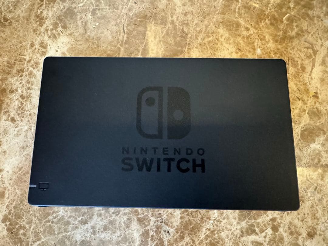 Nintendo Switch 本体　グレー
