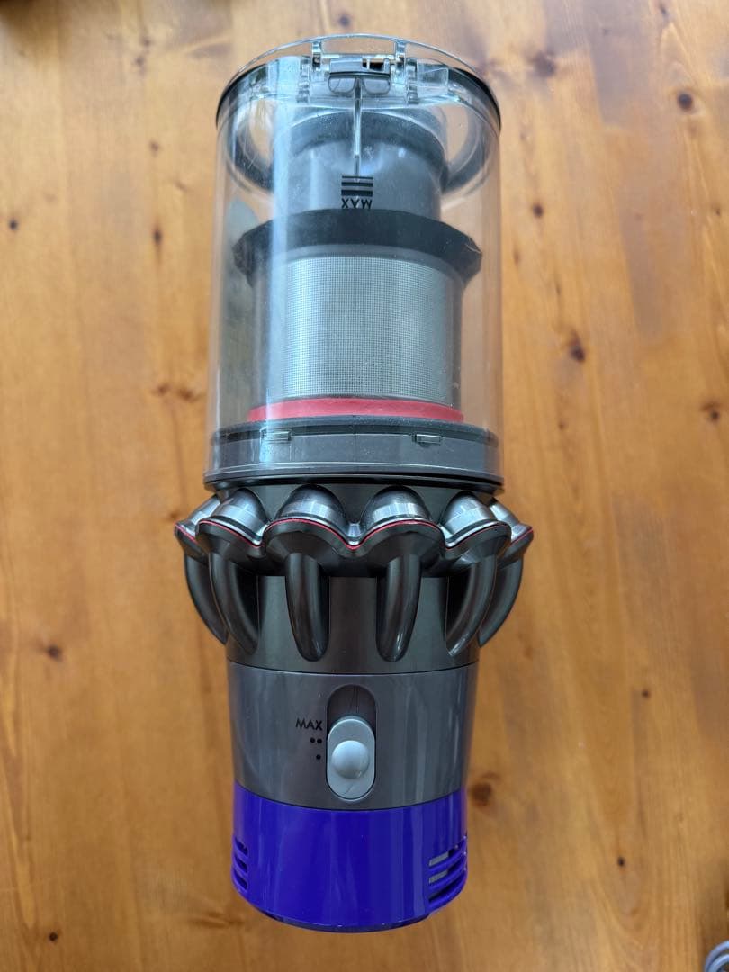 【送料無料】Dyson コードレス クリーナー V10 Fluffy
