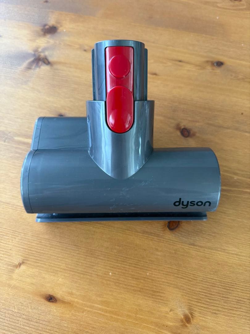 【送料無料】Dyson コードレス クリーナー V10 Fluffy