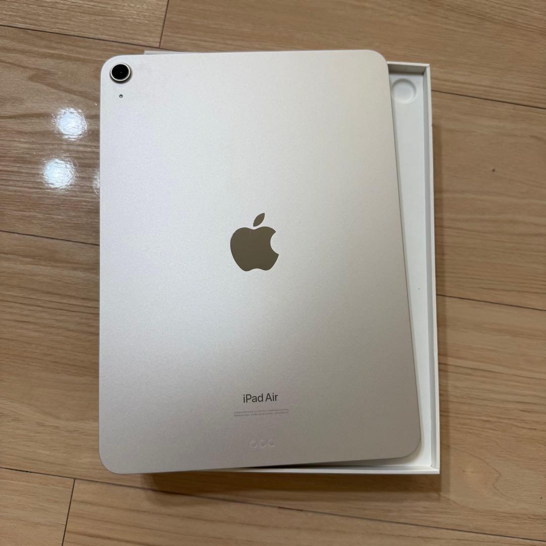 Apple iPad Air 第5世代 Wi-Fiモデル スターライト 本体
