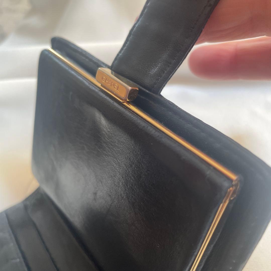 CHANEL ブラック レザー 二つ折り 財布 がま口