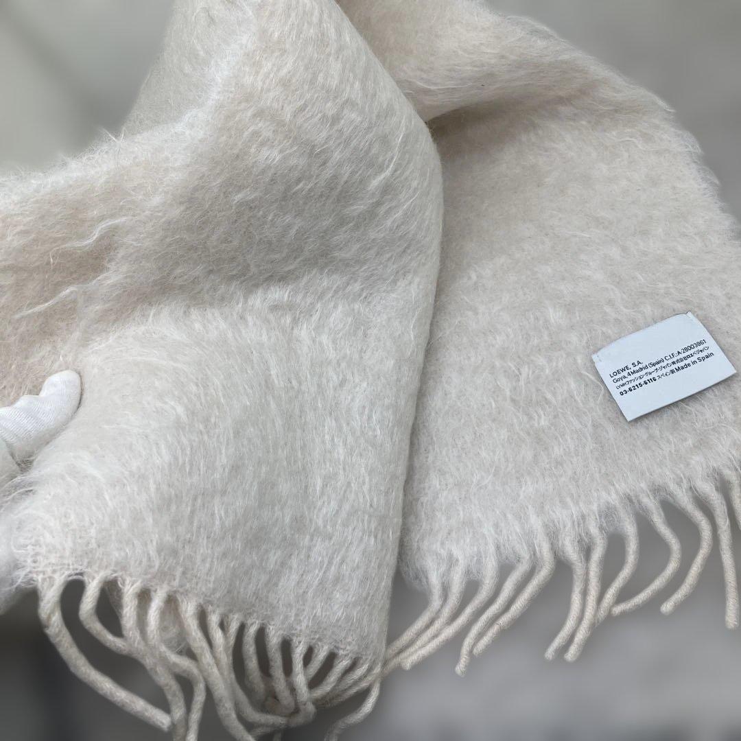 極美品❣️ LOEWE ロエベ　マフラー　ホワイト　モヘア秋冬ストール