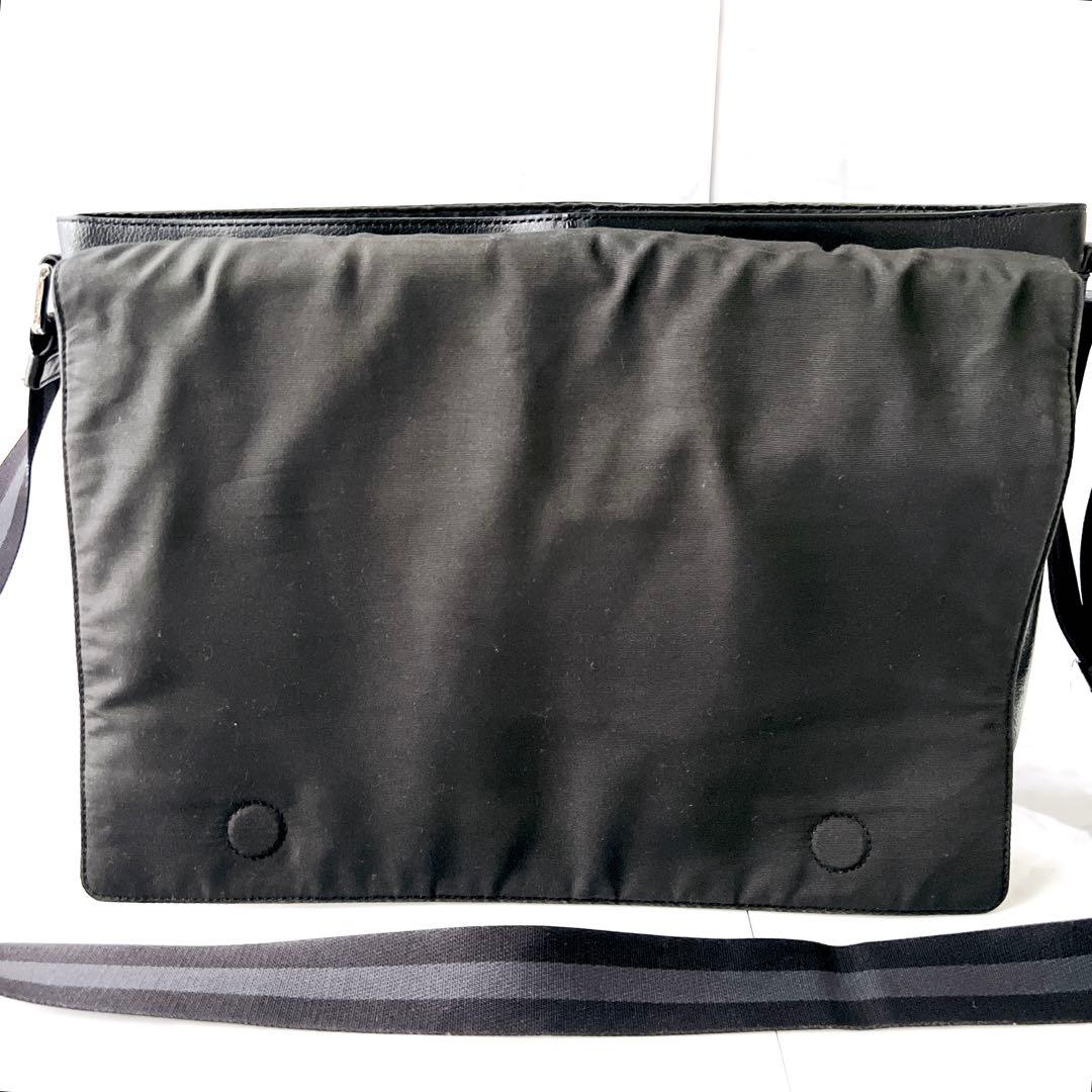 COACH コーチ チャールズ メッセンジャーバッグ ブラック シボ加工