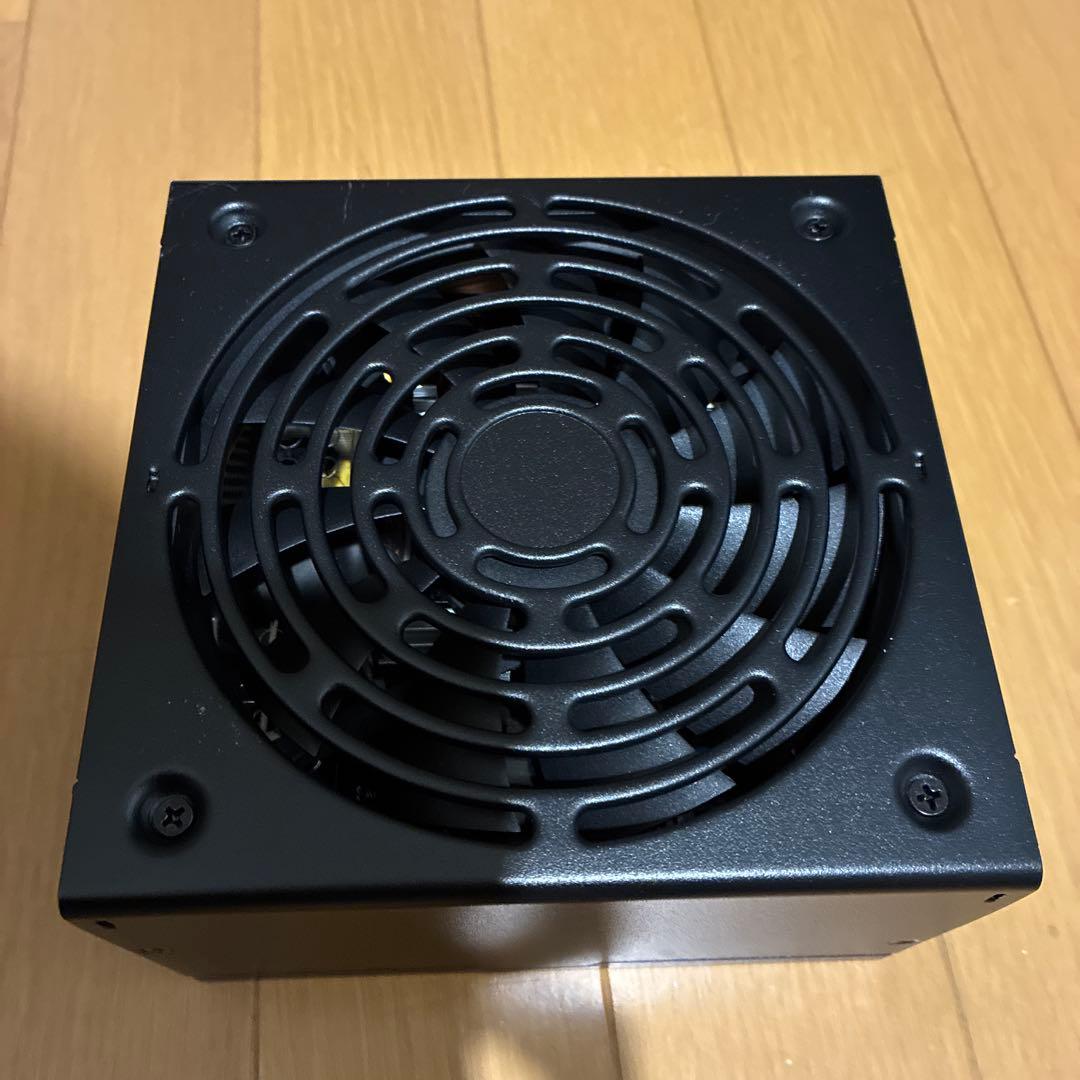 玄人志向 KRPW-GA750W/90+ 80PLUS GOLD 750W 電源