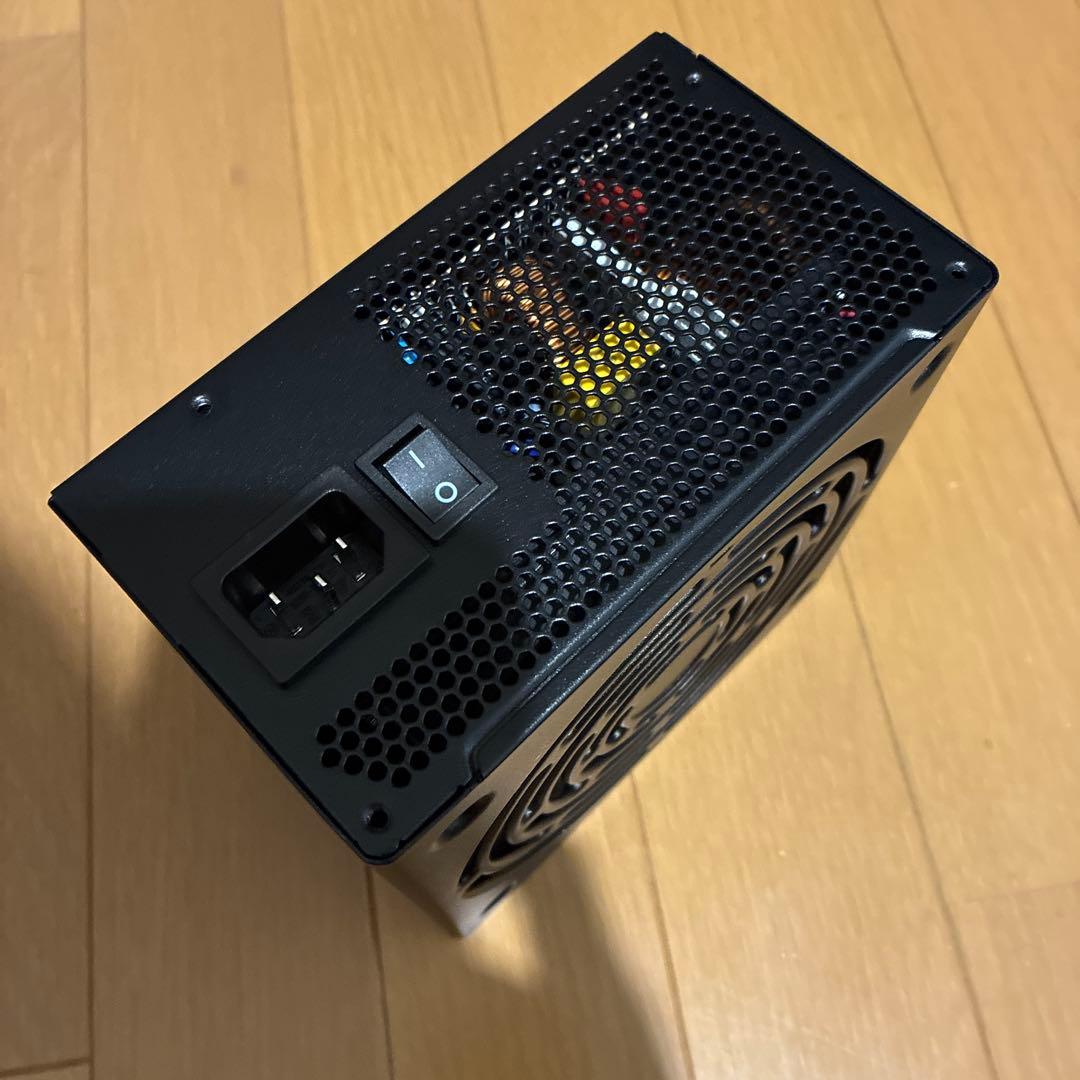 玄人志向 KRPW-GA750W/90+ 80PLUS GOLD 750W 電源