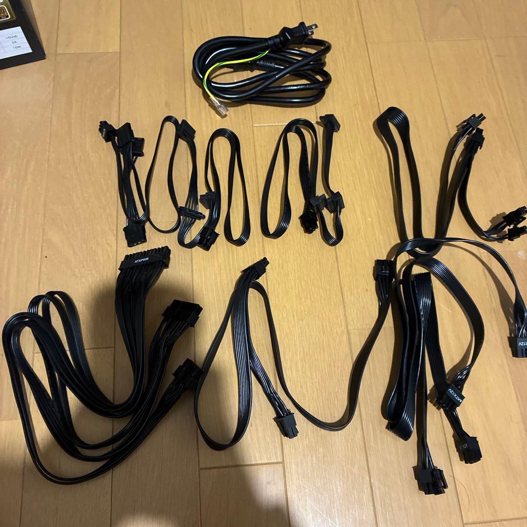 玄人志向 KRPW-GA750W/90+ 80PLUS GOLD 750W 電源