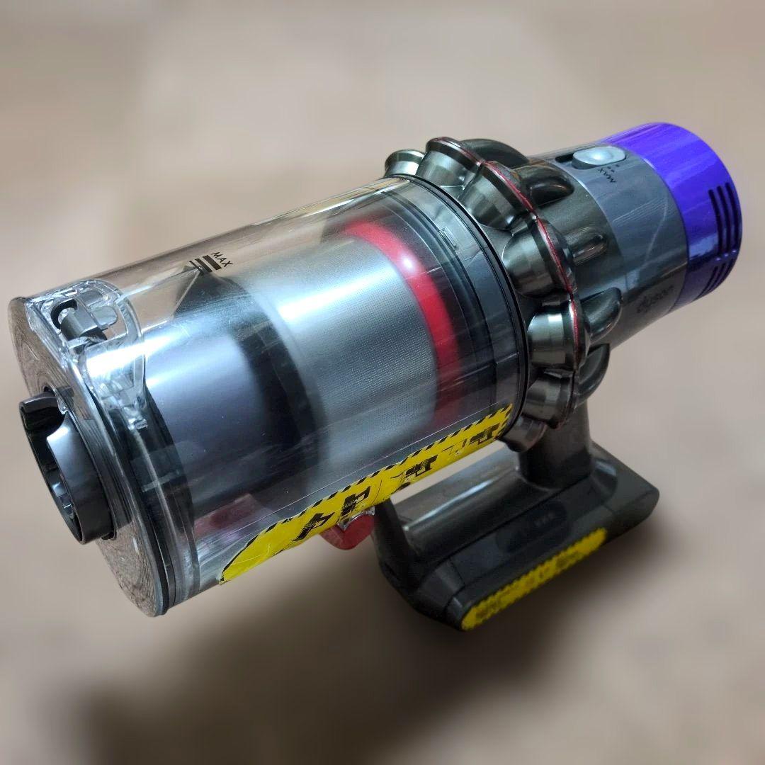 【美品】ダイソン cyclone v10 sv12 fluffy 分解洗浄済み