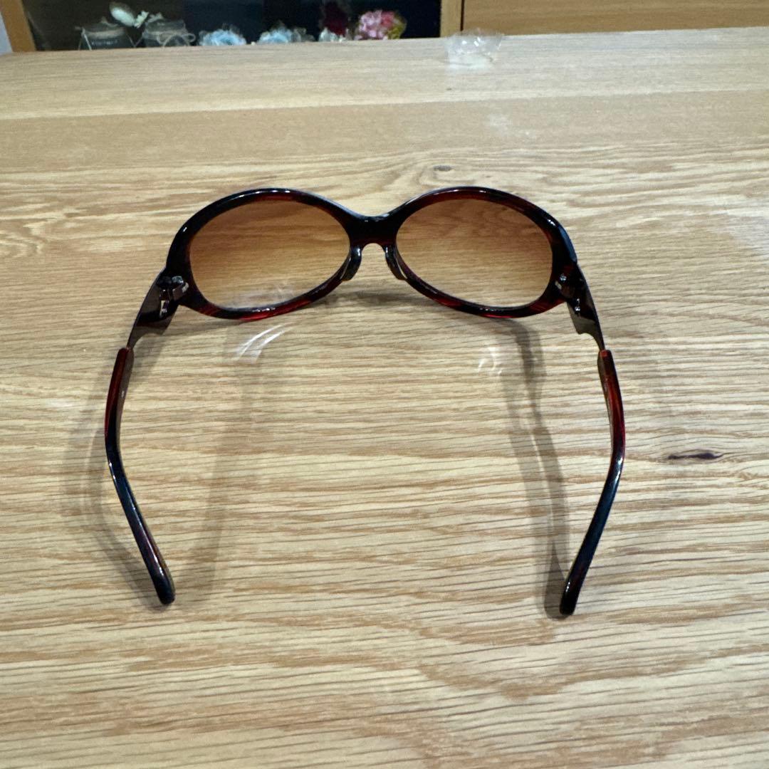 Vivienne Westwood HYDE着用モデルサングラス