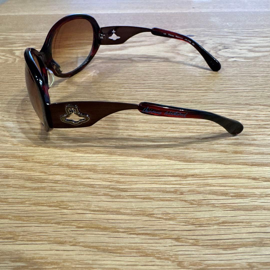 Vivienne Westwood HYDE着用モデルサングラス